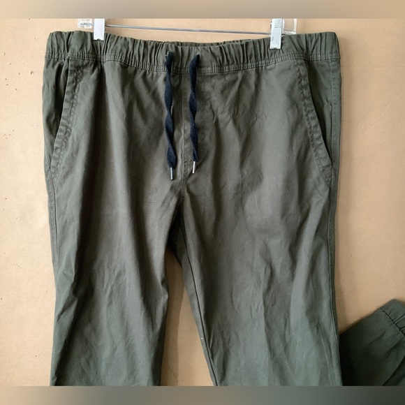 JOGGERS, SPORT JEANS, stretch blend. EUC - Picture 2 of 11